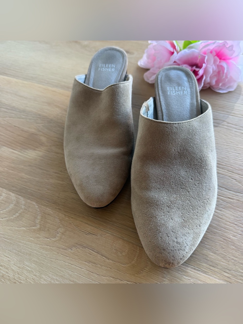 Eileen Fisher mules clogs SZ 6.5 Beige Suede Pointed-Toe Slip-On